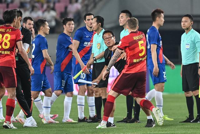 欧冠夺冠赔率：巴萨第1优势缩小 巴黎力压皇马
