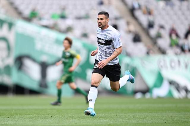 欧联杯-B费绝杀马奎尔失误 曼联2-1格拉斯哥流浪
